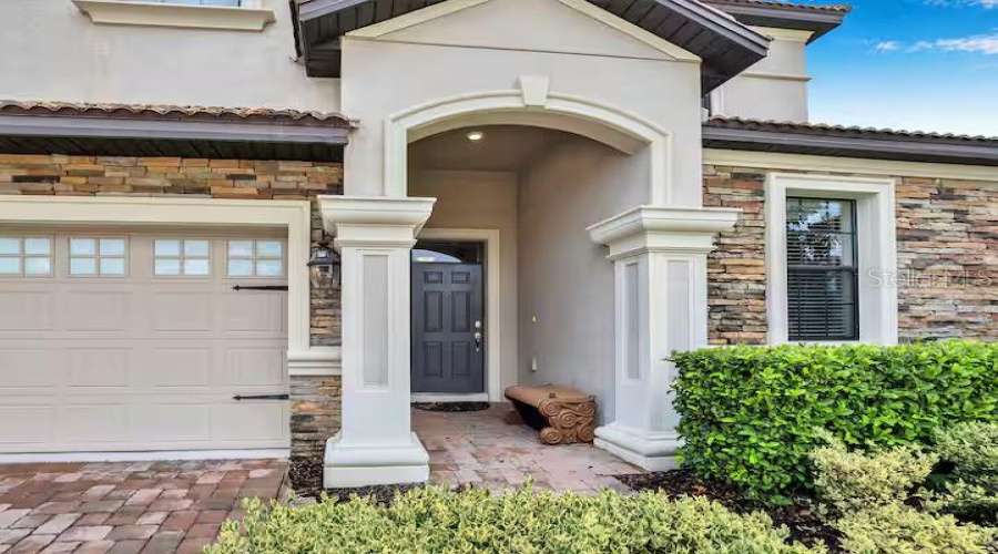 DAVENPORT, Florida 33896, 8 Bedrooms Bedrooms, ,5 BathroomsBathrooms,Residential,For Sale,BELLE TERRE,0,MFRTB8516738