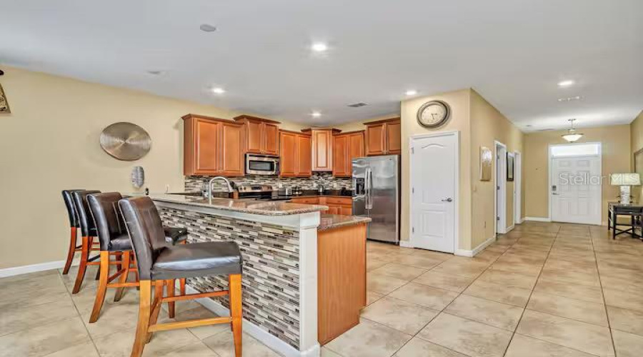 DAVENPORT, Florida 33896, 8 Bedrooms Bedrooms, ,5 BathroomsBathrooms,Residential,For Sale,BELLE TERRE,0,MFRTB8516738