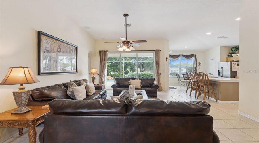 KISSIMMEE, Florida 34747, 4 Bedrooms Bedrooms, ,3 BathroomsBathrooms,Residential,For Sale,FAN PALM,0,MFRS5150408