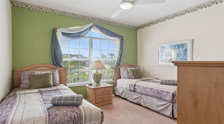 KISSIMMEE, Florida 34747, 4 Bedrooms Bedrooms, ,3 BathroomsBathrooms,Residential,For Sale,FAN PALM,0,MFRS5150408