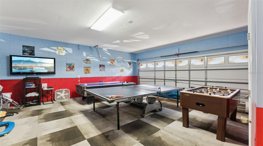 KISSIMMEE, Florida 34747, 4 Bedrooms Bedrooms, ,3 BathroomsBathrooms,Residential,For Sale,FAN PALM,0,MFRS5150408