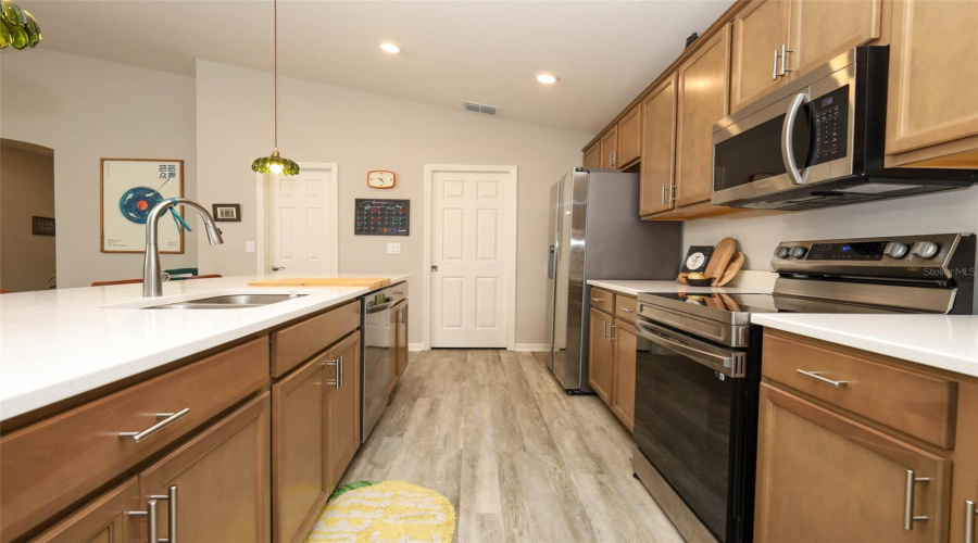 DAVENPORT, Florida 33837, 4 Bedrooms Bedrooms, ,2 BathroomsBathrooms,Residential,For Sale,MATTERHORN,0,MFRO6414666