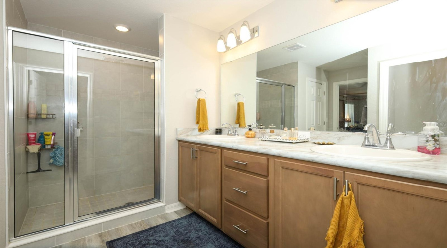 DAVENPORT, Florida 33837, 4 Bedrooms Bedrooms, ,2 BathroomsBathrooms,Residential,For Sale,MATTERHORN,0,MFRO6414666