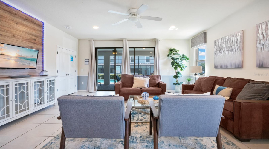 KISSIMMEE, Florida 34747, 6 Bedrooms Bedrooms, ,4 BathroomsBathrooms,Residential,For Sale,PRAGUE,0,MFRO6414964