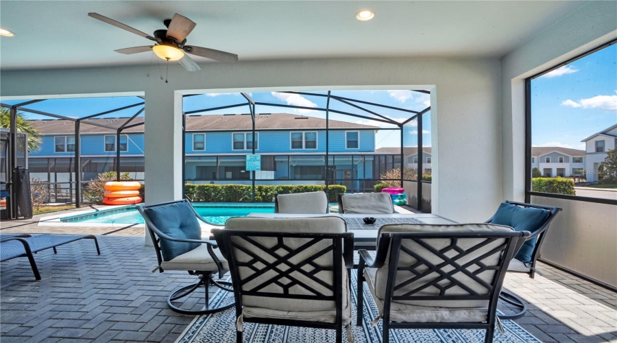 KISSIMMEE, Florida 34747, 6 Bedrooms Bedrooms, ,4 BathroomsBathrooms,Residential,For Sale,PRAGUE,0,MFRO6414964