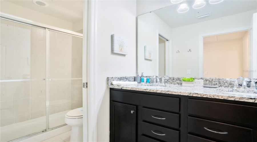 KISSIMMEE, Florida 34747, 6 Bedrooms Bedrooms, ,4 BathroomsBathrooms,Residential,For Sale,PRAGUE,0,MFRO6414964