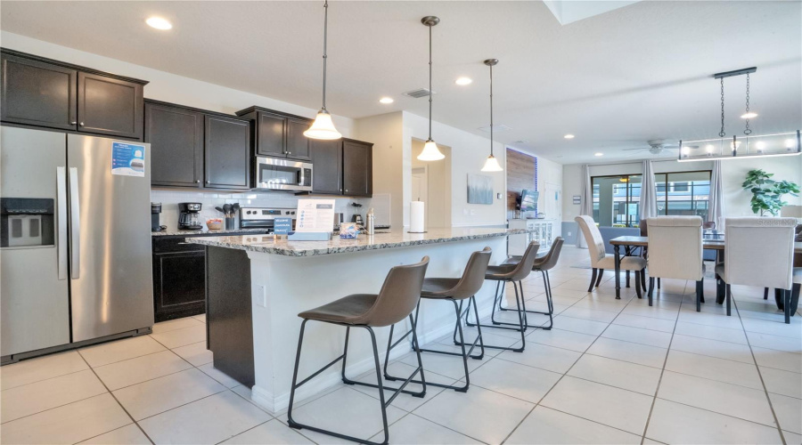 KISSIMMEE, Florida 34747, 6 Bedrooms Bedrooms, ,4 BathroomsBathrooms,Residential,For Sale,PRAGUE,0,MFRO6414964