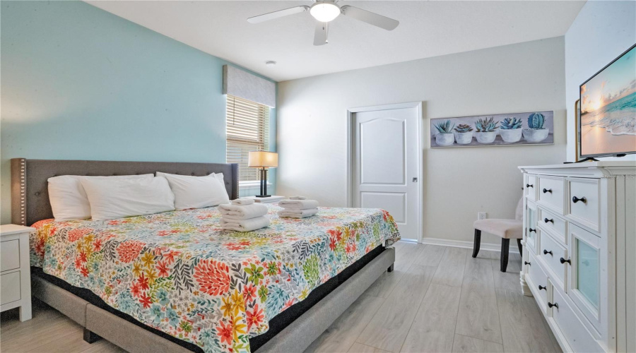KISSIMMEE, Florida 34747, 6 Bedrooms Bedrooms, ,4 BathroomsBathrooms,Residential,For Sale,PRAGUE,0,MFRO6414964