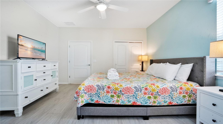 KISSIMMEE, Florida 34747, 6 Bedrooms Bedrooms, ,4 BathroomsBathrooms,Residential,For Sale,PRAGUE,0,MFRO6414964