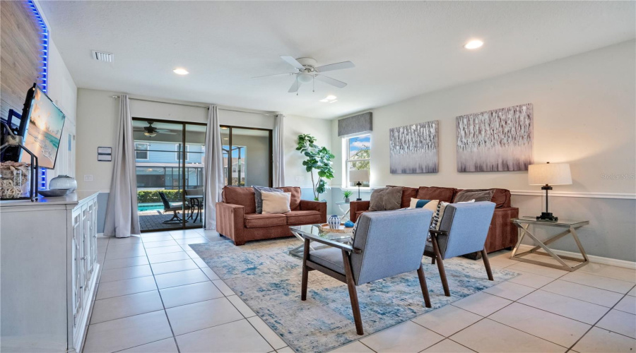 KISSIMMEE, Florida 34747, 6 Bedrooms Bedrooms, ,4 BathroomsBathrooms,Residential,For Sale,PRAGUE,0,MFRO6414964