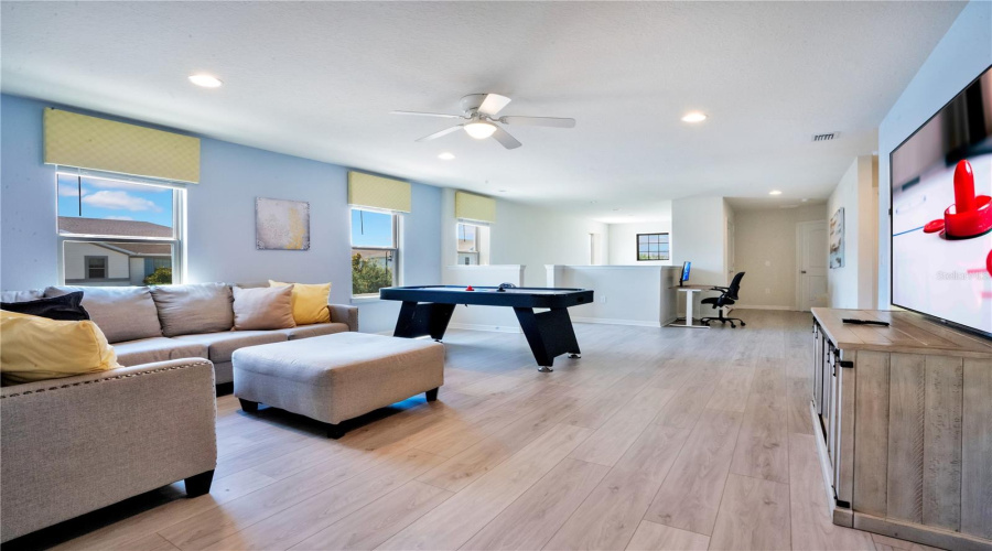 KISSIMMEE, Florida 34747, 6 Bedrooms Bedrooms, ,4 BathroomsBathrooms,Residential,For Sale,PRAGUE,0,MFRO6414964