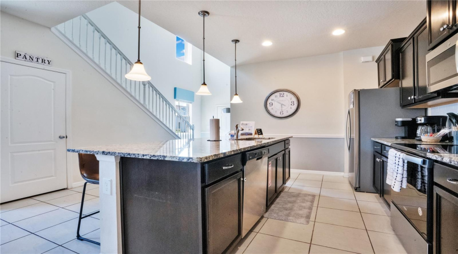 KISSIMMEE, Florida 34747, 6 Bedrooms Bedrooms, ,4 BathroomsBathrooms,Residential,For Sale,PRAGUE,0,MFRO6414964