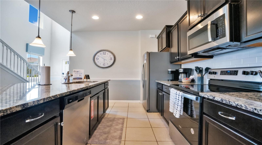 KISSIMMEE, Florida 34747, 6 Bedrooms Bedrooms, ,4 BathroomsBathrooms,Residential,For Sale,PRAGUE,0,MFRO6414964