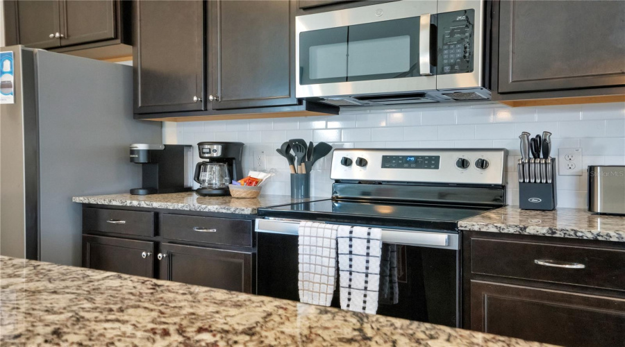 KISSIMMEE, Florida 34747, 6 Bedrooms Bedrooms, ,4 BathroomsBathrooms,Residential,For Sale,PRAGUE,0,MFRO6414964