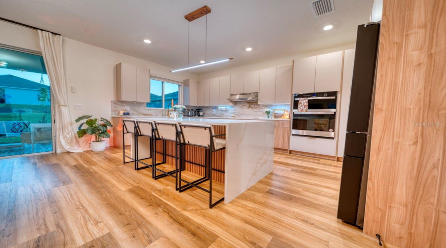 DAVENPORT, Florida 33896, 5 Bedrooms Bedrooms, ,3 BathroomsBathrooms,Residential,For Sale,ALVANLEY,0,MFRS5150569