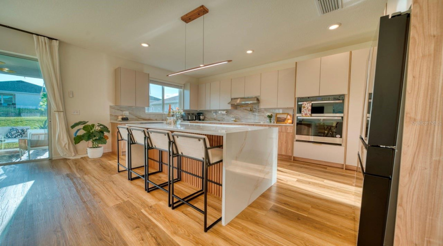 DAVENPORT, Florida 33896, 5 Bedrooms Bedrooms, ,3 BathroomsBathrooms,Residential,For Sale,ALVANLEY,0,MFRS5150569