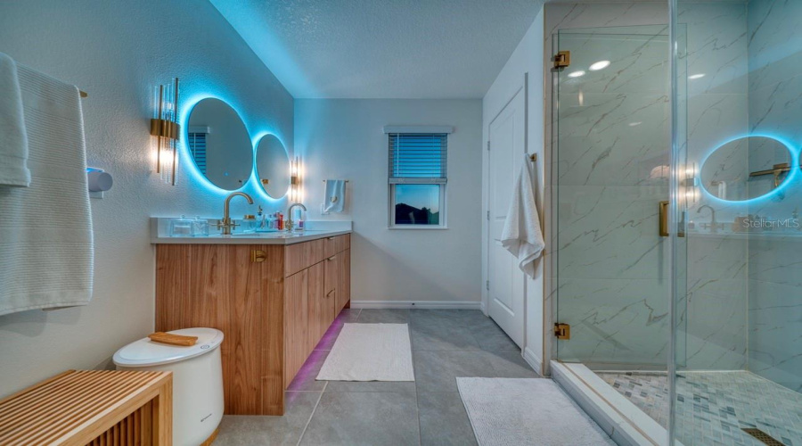 DAVENPORT, Florida 33896, 5 Bedrooms Bedrooms, ,3 BathroomsBathrooms,Residential,For Sale,ALVANLEY,0,MFRS5150569