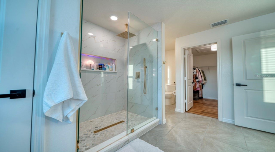 DAVENPORT, Florida 33896, 5 Bedrooms Bedrooms, ,3 BathroomsBathrooms,Residential,For Sale,ALVANLEY,0,MFRS5150569