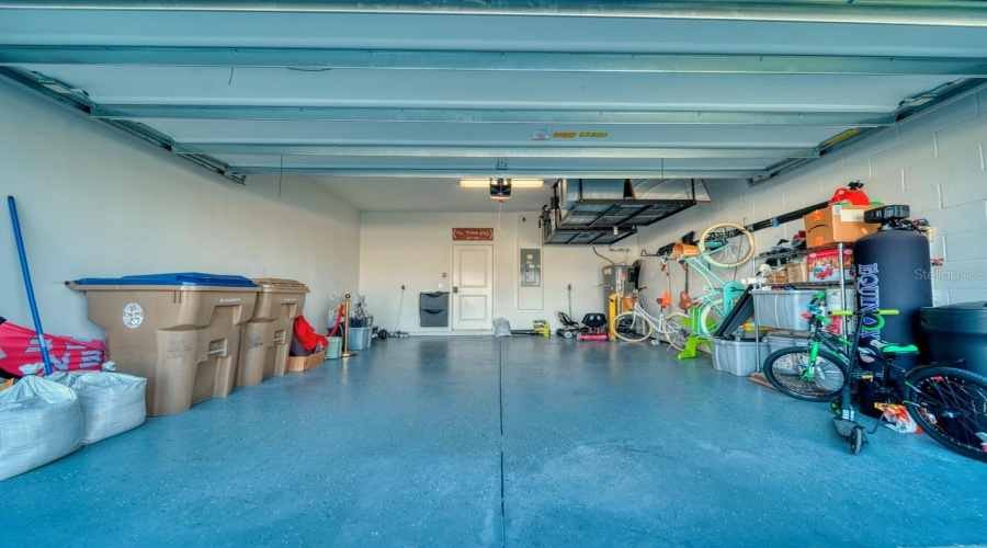 DAVENPORT, Florida 33896, 5 Bedrooms Bedrooms, ,3 BathroomsBathrooms,Residential,For Sale,ALVANLEY,0,MFRS5150569
