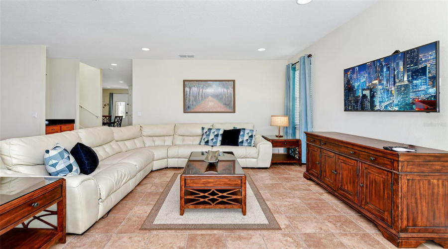 KISSIMMEE, Florida 34747, 5 Bedrooms Bedrooms, ,5 BathroomsBathrooms,Residential,For Sale,BANYON,0,MFRS5151502