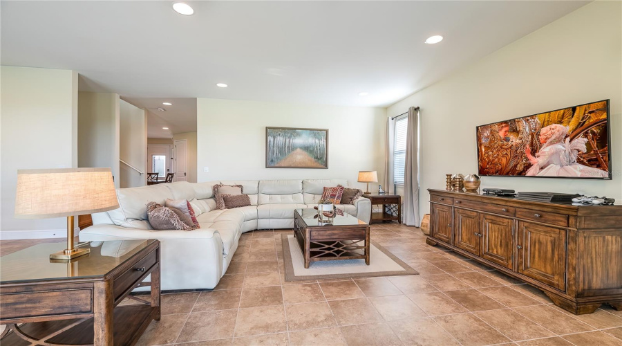 KISSIMMEE, Florida 34747, 5 Bedrooms Bedrooms, ,5 BathroomsBathrooms,Residential,For Sale,BANYON,0,MFRS5151502