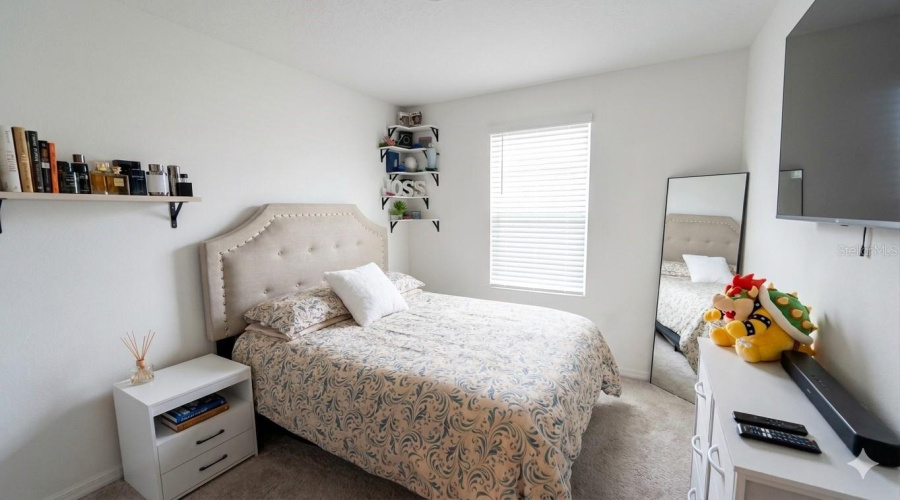 DAVENPORT, Florida 33837, 3 Bedrooms Bedrooms, ,2 BathroomsBathrooms,Residential,For Sale,CANARY,0,MFRS5151311