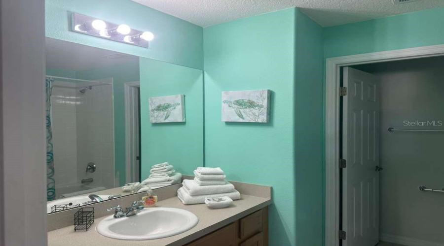 DAVENPORT, Florida 33837, 5 Bedrooms Bedrooms, ,3 BathroomsBathrooms,Residential,For Sale,MIRO,0,MFRS5151466