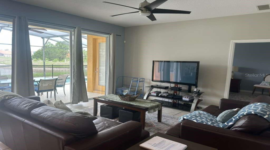 DAVENPORT, Florida 33837, 5 Bedrooms Bedrooms, ,3 BathroomsBathrooms,Residential,For Sale,MIRO,0,MFRS5151466