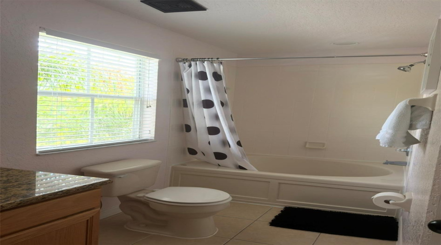 DAVENPORT, Florida 33897, 3 Bedrooms Bedrooms, ,3 BathroomsBathrooms,Residential,For Sale,CALABRIA,0,MFRO6414272