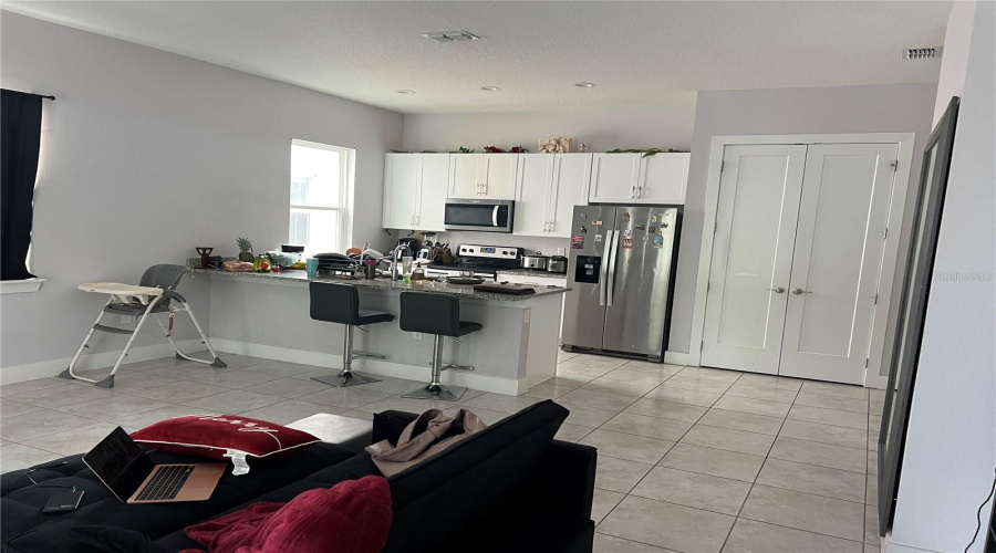 KISSIMMEE, Florida 34746, 4 Bedrooms Bedrooms, ,3 BathroomsBathrooms,Residential,For Sale,ARISHA,0,MFRO6414638