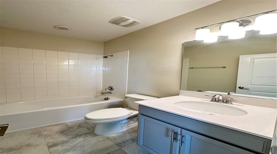 KISSIMMEE, Florida 34746, 4 Bedrooms Bedrooms, ,3 BathroomsBathrooms,Residential,For Sale,TITLE,0,MFRO6415126
