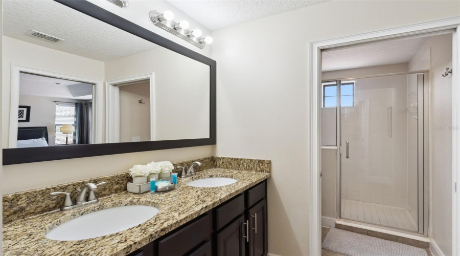 DAVENPORT, Florida 33896, 4 Bedrooms Bedrooms, ,3 BathroomsBathrooms,Residential,For Sale,ROSEVILLE,0,MFRO6415114