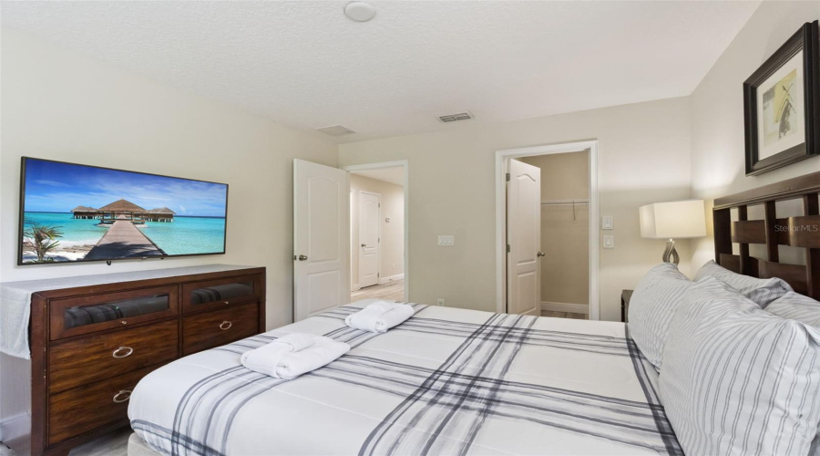 DAVENPORT, Florida 33896, 4 Bedrooms Bedrooms, ,3 BathroomsBathrooms,Residential,For Sale,ROSEVILLE,0,MFRO6415114