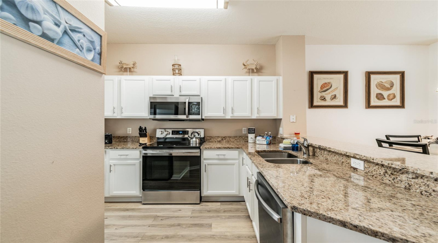 KISSIMMEE, Florida 34746, 3 Bedrooms Bedrooms, ,2 BathroomsBathrooms,Residential,For Sale,ALBERTO,0,MFRO6300872