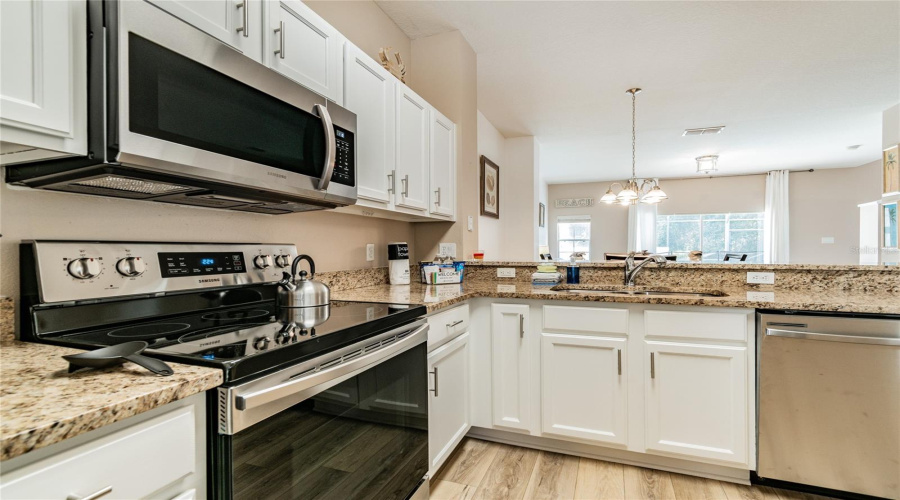 KISSIMMEE, Florida 34746, 3 Bedrooms Bedrooms, ,2 BathroomsBathrooms,Residential,For Sale,ALBERTO,0,MFRO6300872