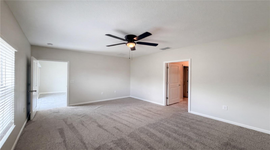 DAVENPORT, Florida 33837, 3 Bedrooms Bedrooms, ,2 BathroomsBathrooms,Residential,For Sale,BURNEY FALLS,0,MFRO6412703