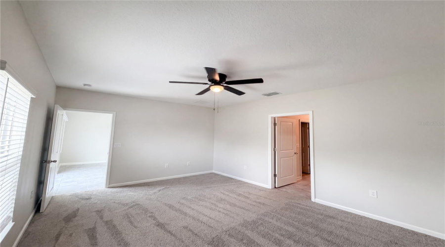 DAVENPORT, Florida 33837, 3 Bedrooms Bedrooms, ,2 BathroomsBathrooms,Residential,For Sale,BURNEY FALLS,0,MFRO6412703