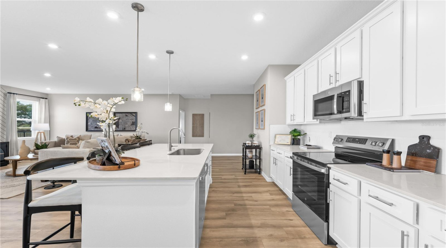 DAVENPORT, Florida 33837, 4 Bedrooms Bedrooms, ,2 BathroomsBathrooms,Residential,For Sale,ROLLING RIDGE,0,MFRO6415218
