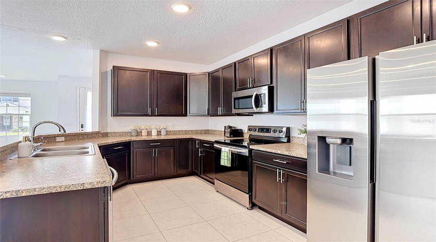 DAVENPORT, Florida 33837, 3 Bedrooms Bedrooms, ,2 BathroomsBathrooms,Residential,For Sale,BOYDFIELD,0,MFRG5113453