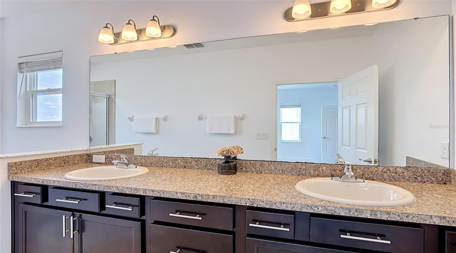 DAVENPORT, Florida 33837, 3 Bedrooms Bedrooms, ,2 BathroomsBathrooms,Residential,For Sale,BOYDFIELD,0,MFRG5113453