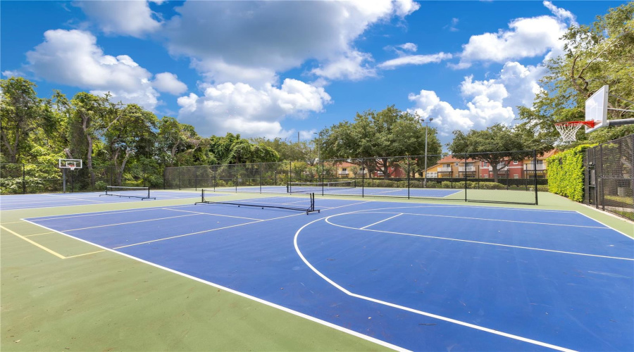 KISSIMMEE, Florida 34747, 3 Bedrooms Bedrooms, ,2 BathroomsBathrooms,Residential,For Sale,CRYSTAL COVE,0,MFRO6415189