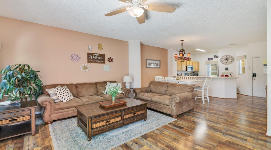 KISSIMMEE, Florida 34747, 3 Bedrooms Bedrooms, ,2 BathroomsBathrooms,Residential,For Sale,CRYSTAL COVE,0,MFRO6415189