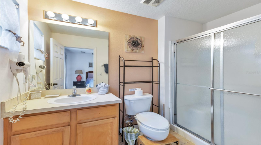KISSIMMEE, Florida 34747, 3 Bedrooms Bedrooms, ,2 BathroomsBathrooms,Residential,For Sale,CRYSTAL COVE,0,MFRO6415189