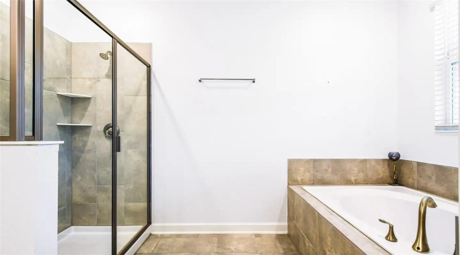 KISSIMMEE, Florida 34746, 9 Bedrooms Bedrooms, ,5 BathroomsBathrooms,Residential,For Sale,PROTAGONIST,0,MFRO6415462