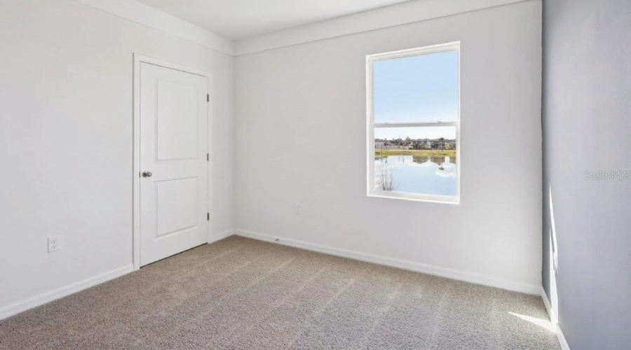 DAVENPORT, Florida 33837, 5 Bedrooms Bedrooms, ,3 BathroomsBathrooms,Residential,For Sale,LIMEKLIN FALLS,0,MFRO6415396