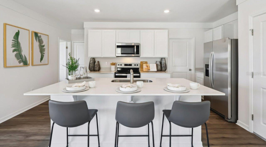 DAVENPORT, Florida 33837, 5 Bedrooms Bedrooms, ,3 BathroomsBathrooms,Residential,For Sale,LIMEKLIN FALLS,0,MFRO6415396