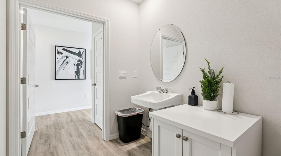 DAVENPORT, Florida 33837, 3 Bedrooms Bedrooms, ,2 BathroomsBathrooms,Residential,For Sale,LIMEKLIN FALLS,0,MFRO6415383
