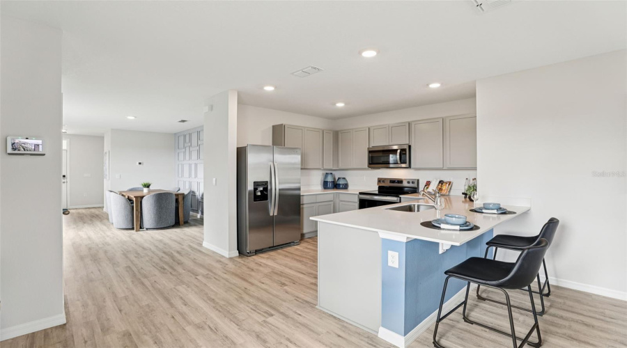 DAVENPORT, Florida 33837, 3 Bedrooms Bedrooms, ,2 BathroomsBathrooms,Residential,For Sale,LIMEKLIN FALLS,0,MFRO6415383