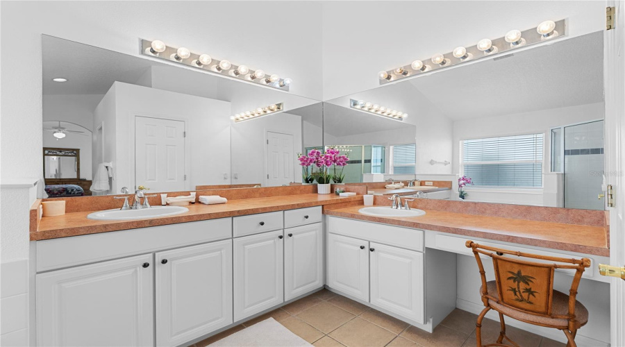 KISSIMMEE, Florida 34746, 4 Bedrooms Bedrooms, ,2 BathroomsBathrooms,Residential,For Sale,CUMBRIAN LAKES,0,MFRO6415416