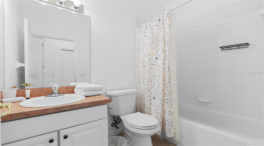 KISSIMMEE, Florida 34746, 4 Bedrooms Bedrooms, ,2 BathroomsBathrooms,Residential,For Sale,CUMBRIAN LAKES,0,MFRO6415416